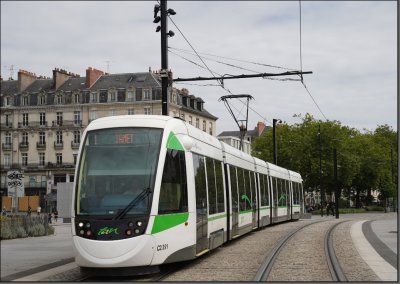 Postkarte Nantes (Frankreich) - URBOS 3 Niederflur-Gelenktriebwagen 391